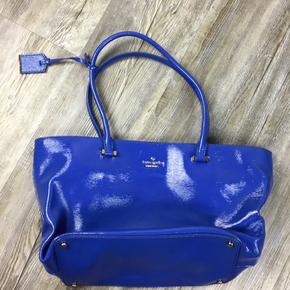 kate spade Handbags - Kate Spade Orbit Blue Patent Leather Shoulder
Bag